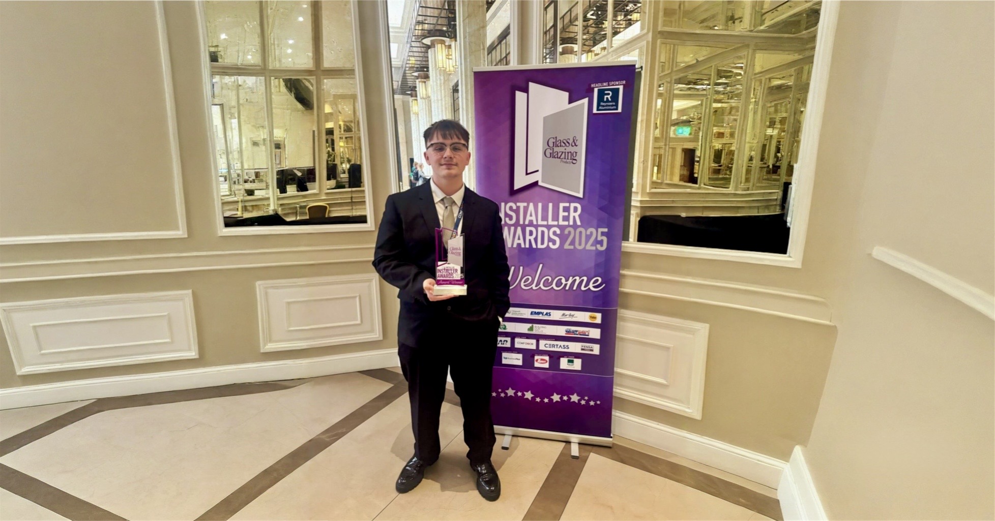 Lee Brett Wins Rising Star Award at GGP Installer Awards 2025